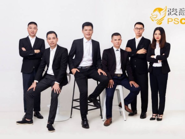 这个国内知名的玩具设计团队，深受好评。